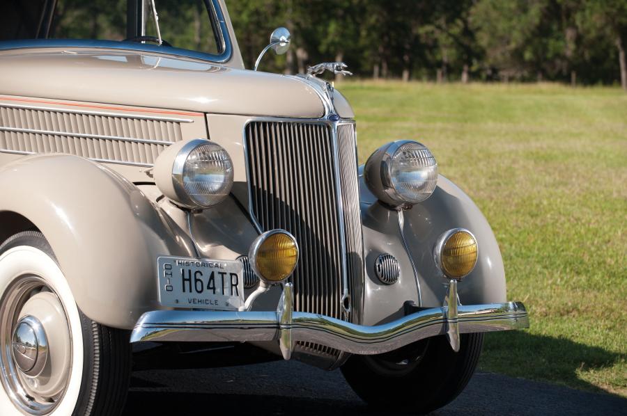  Ford DeLuxe Convertible Sedan 1936 года  (фото 13 из 20)